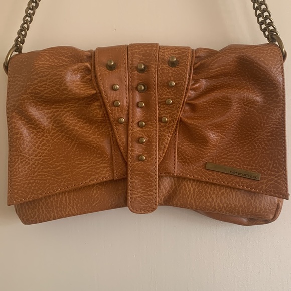 EUC Matt & Nat Chain and Studs Vegan Leather Shoulder Bag/Purse - Picture 2 of 15